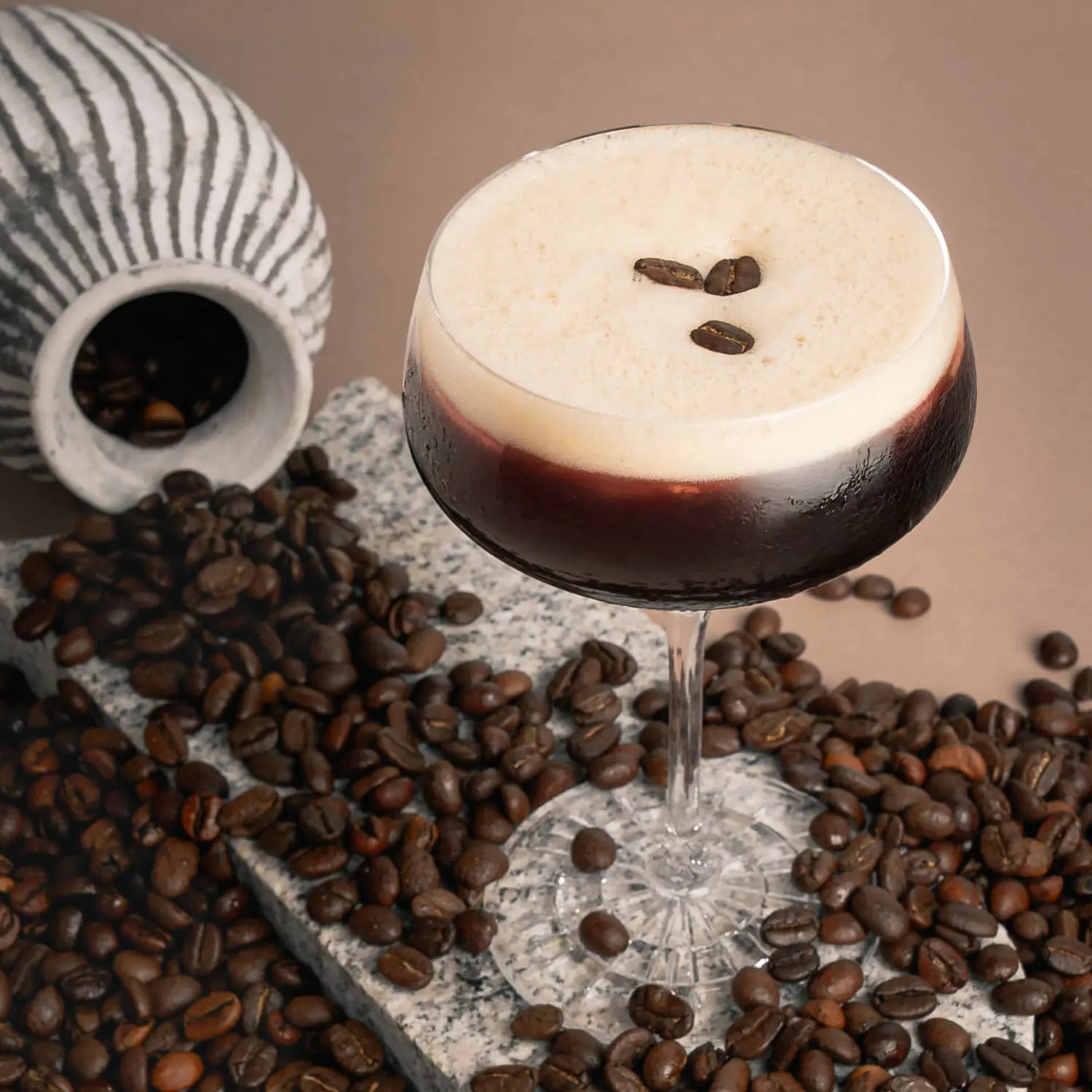 Espresso Martini Rezept - MBG Amber Room