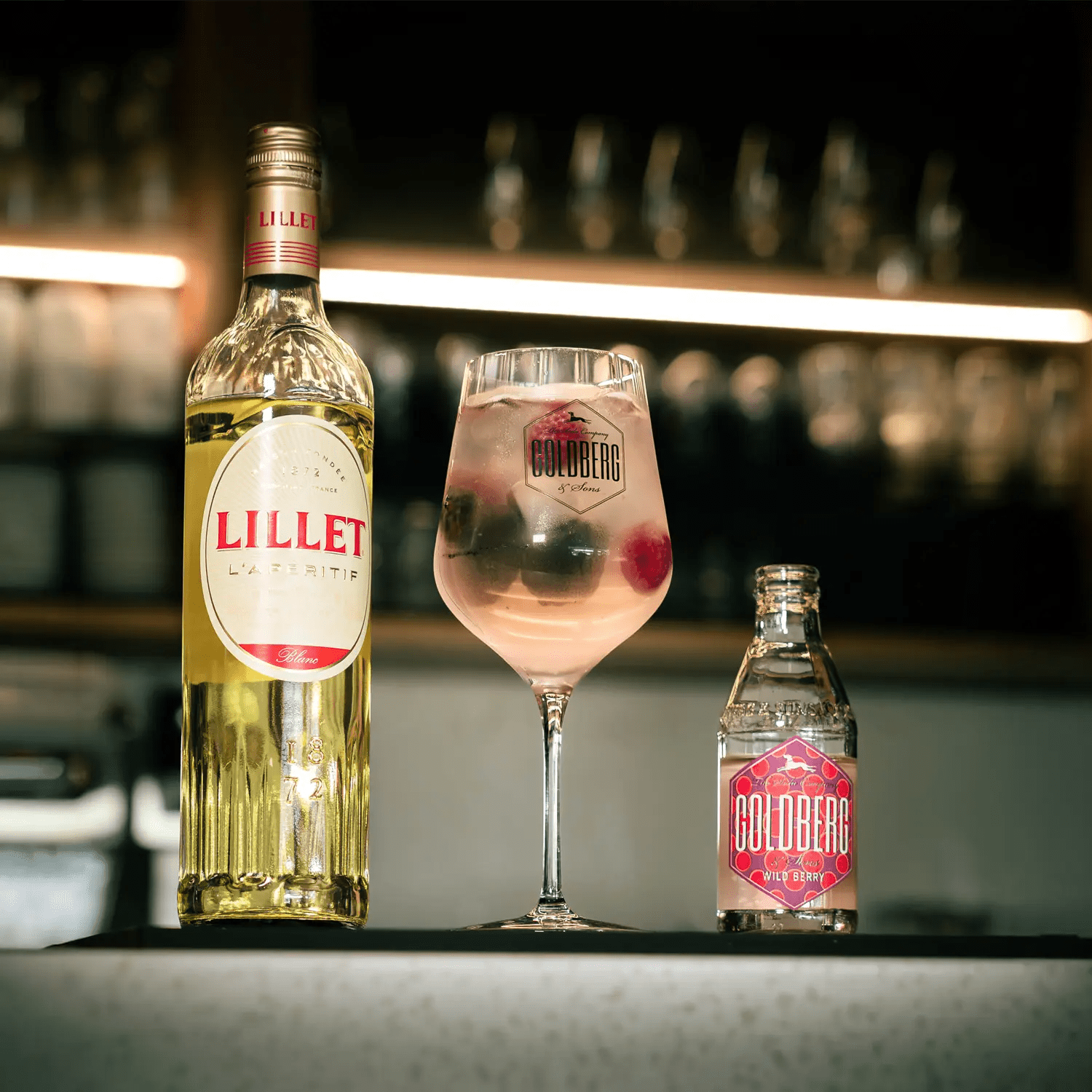 Lillet Wild Berry Spritz Rezept - MBG Amber Room