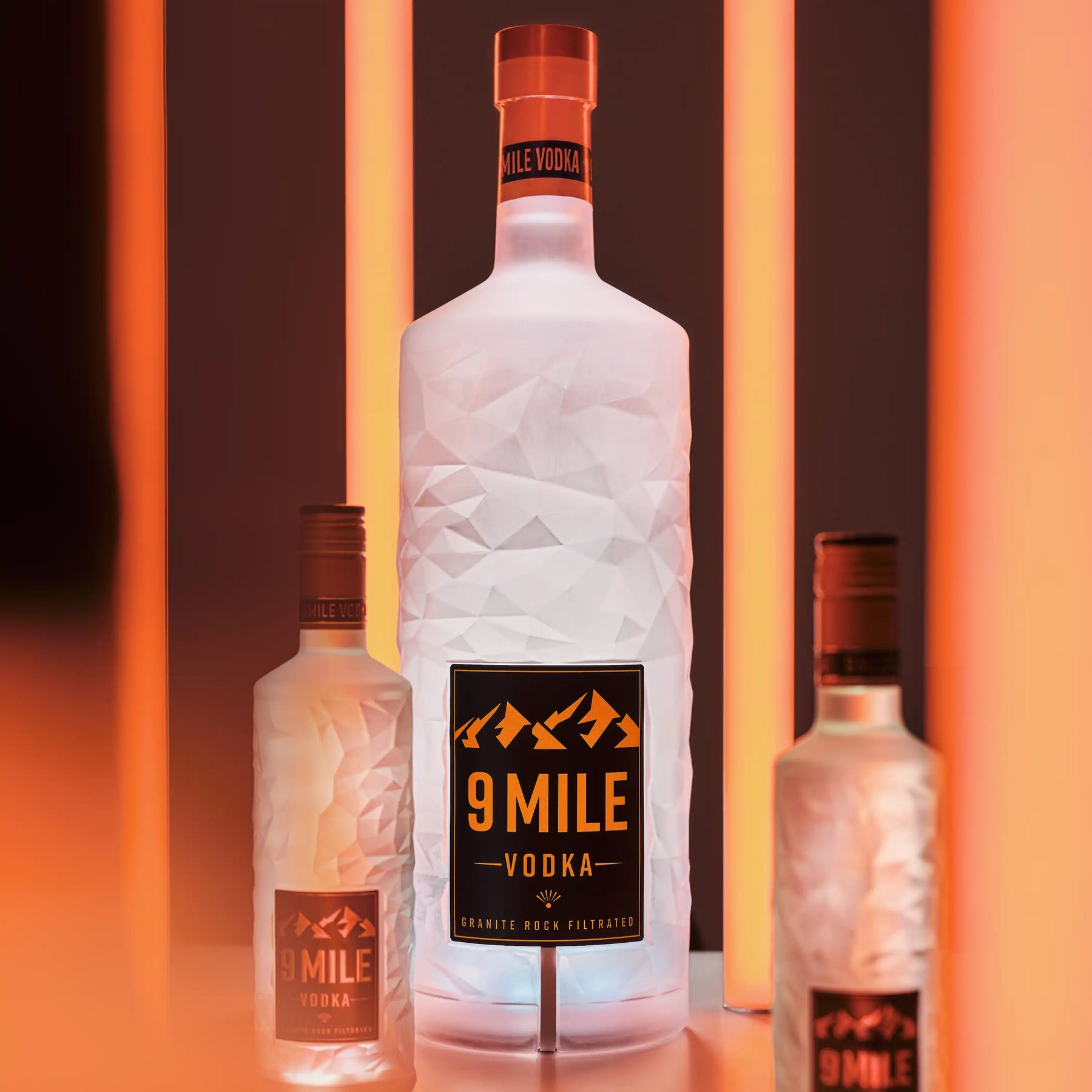 9 MILE Vodka 3L Nieten-Edition – MBG Shop