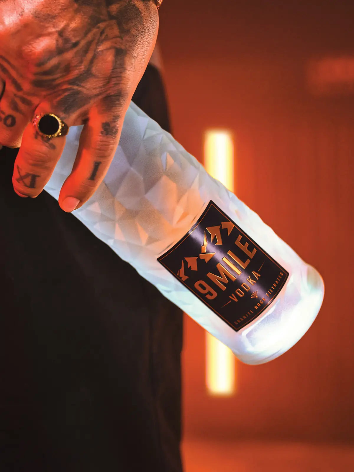 9 MILE Vodka Flaschen