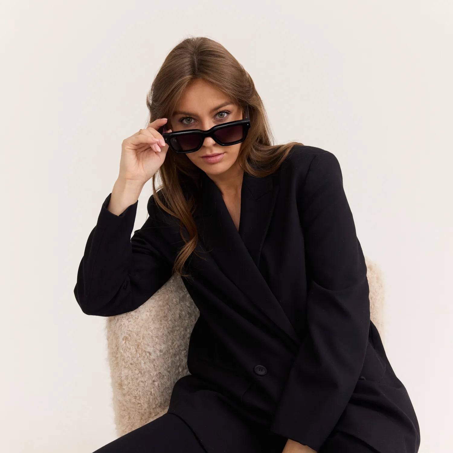 SCAVI & RAY SUNGLASSES LUNA BLACK - MBG Amber Room