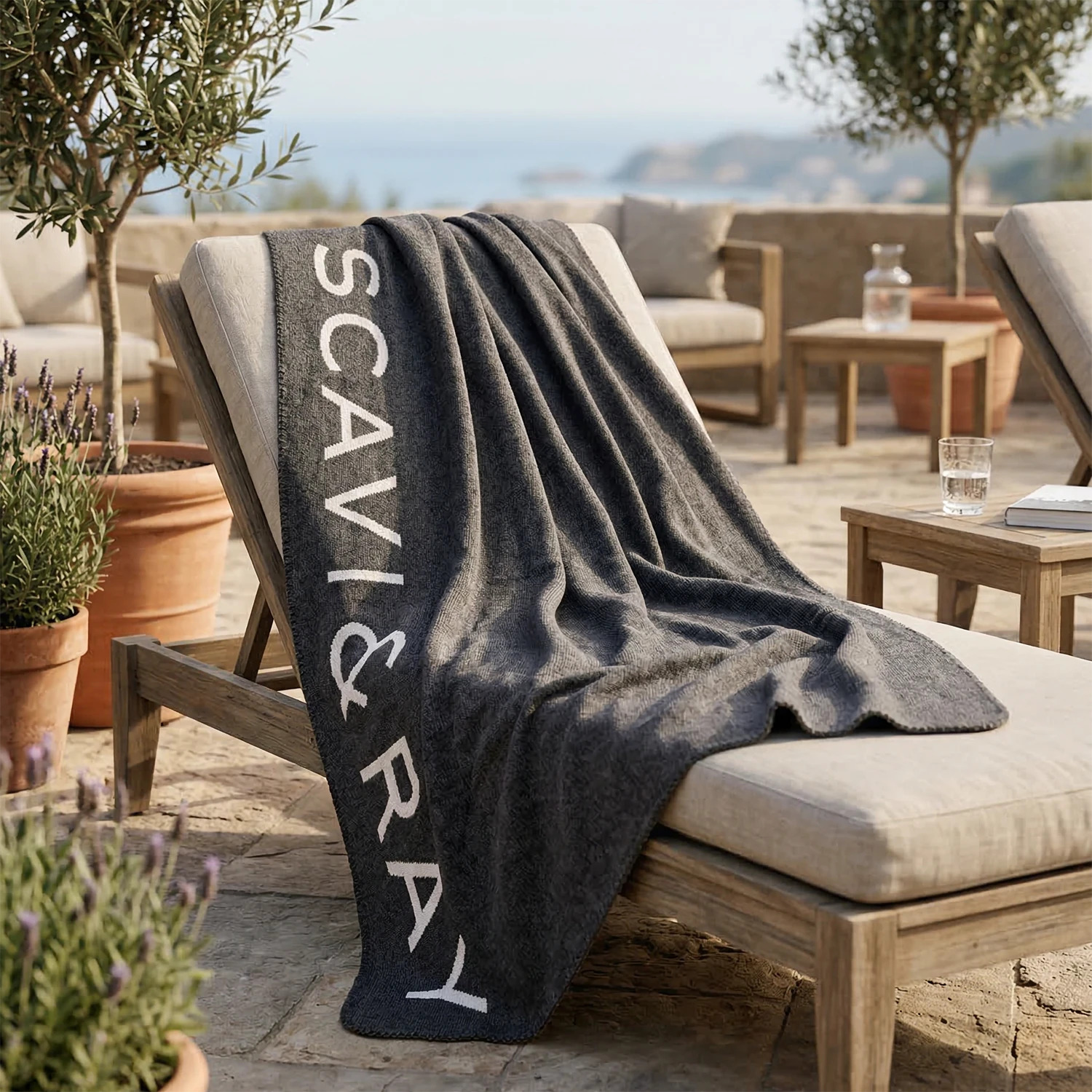 SCAVI & RAY FLEECE BLANKET