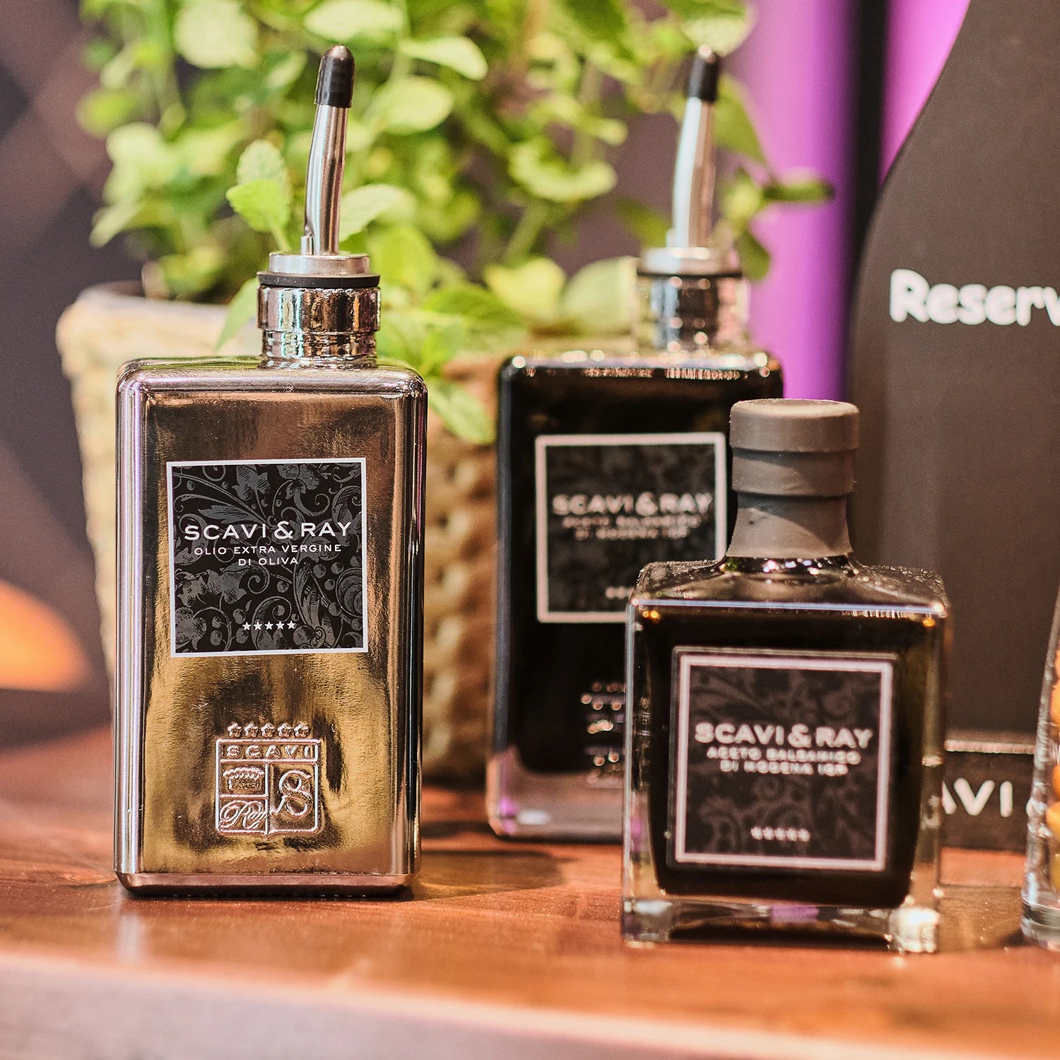 Gratis SCAVI & RAY Menagen Set - MBG Amber Room