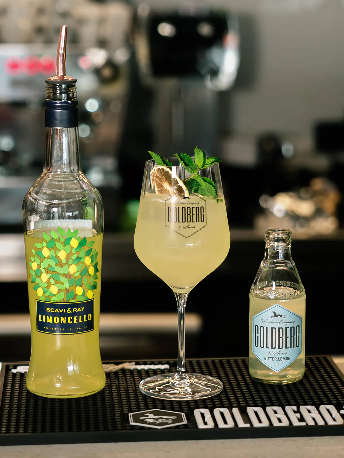 Limoncello Bitter Lemon Spritz Rezept